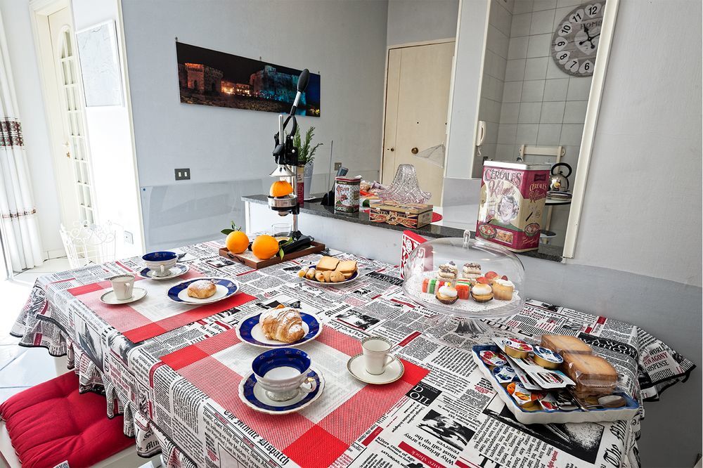 Chez Anna B&B - Adults Only Napoli Eksteriør bilde